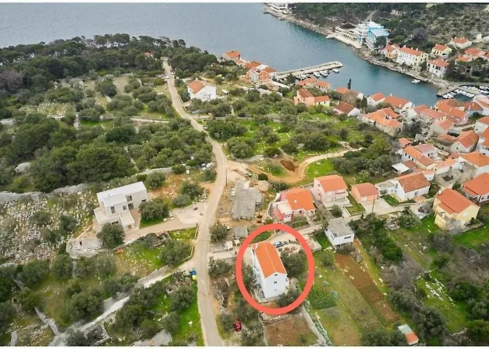 Apartmani Bozava דירה בוזאבה