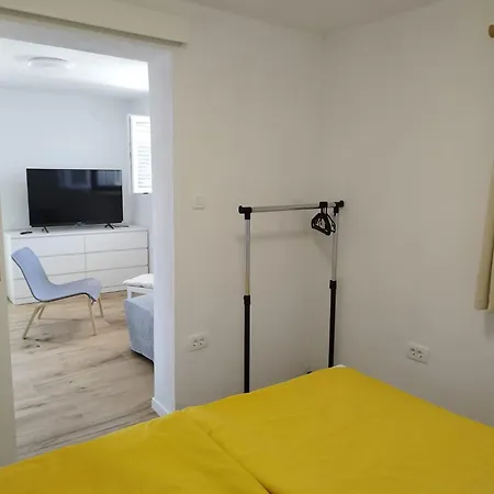 Apartmani Bozava شقة