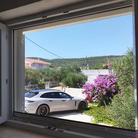 Apartmani Bozava شقة *