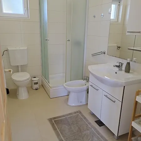 Apartmani Bozava شقة *