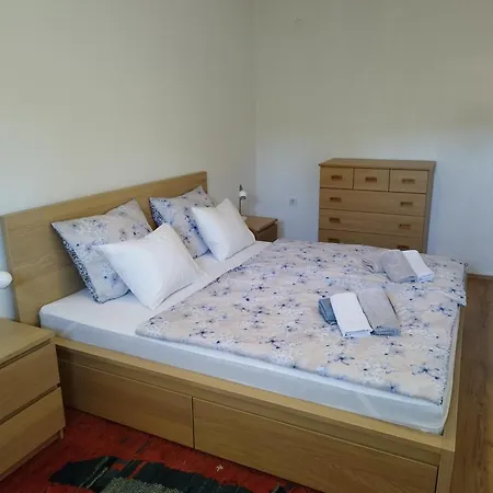 Apartmani Bozava * בוזאבה